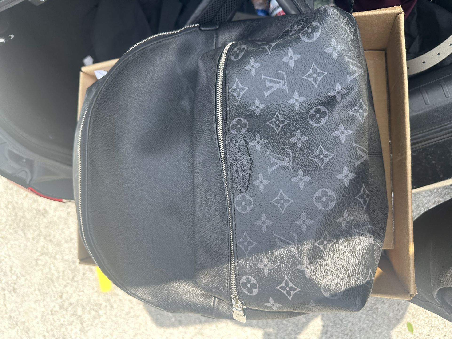 Louis Vuitton Wallet for Sale in Chicago, IL - OfferUp