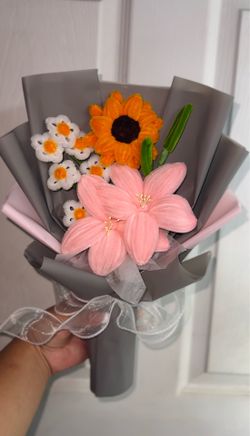 Mini Flower Bouquet 💐Birthday Gift, Graduation Gift💐
