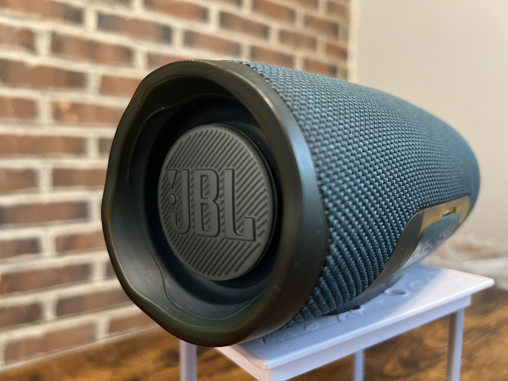 ⚡ JBL Charge 4 Portable Bluetooth Speaker — Power Bank + 20H