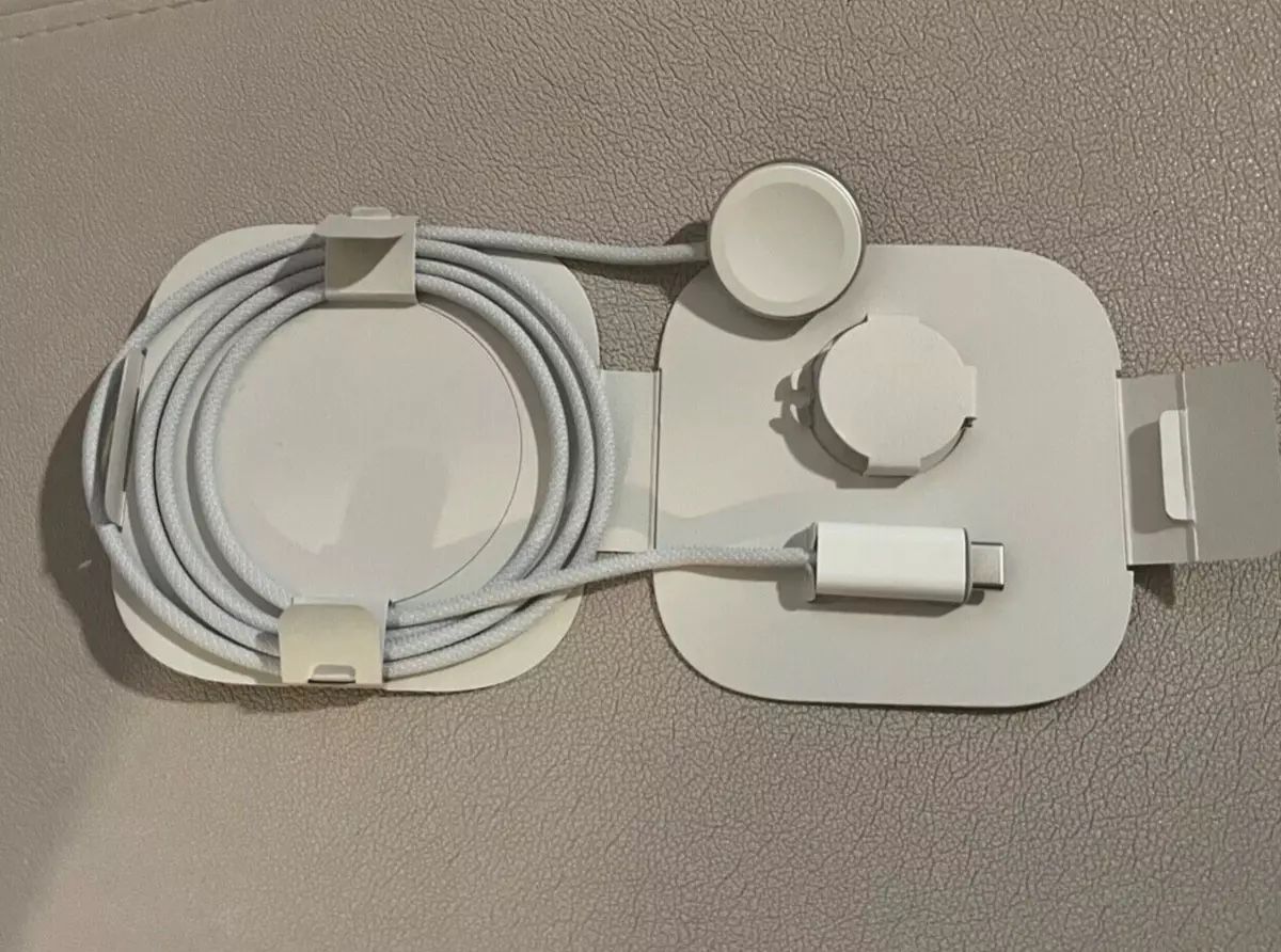 Apple Watch Charger Brand New Must Go Today