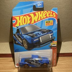 Hot Wheels / Limited Grip / Blue