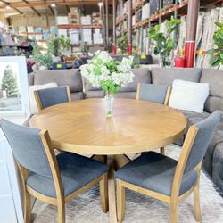 5 Pc Dining Set Round stylish