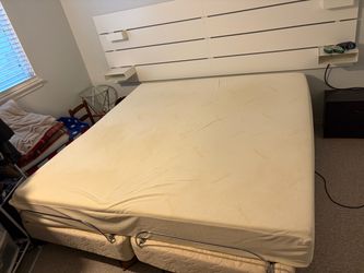Tempurpedic King Bed with Dual Adjustable Base and Headboard