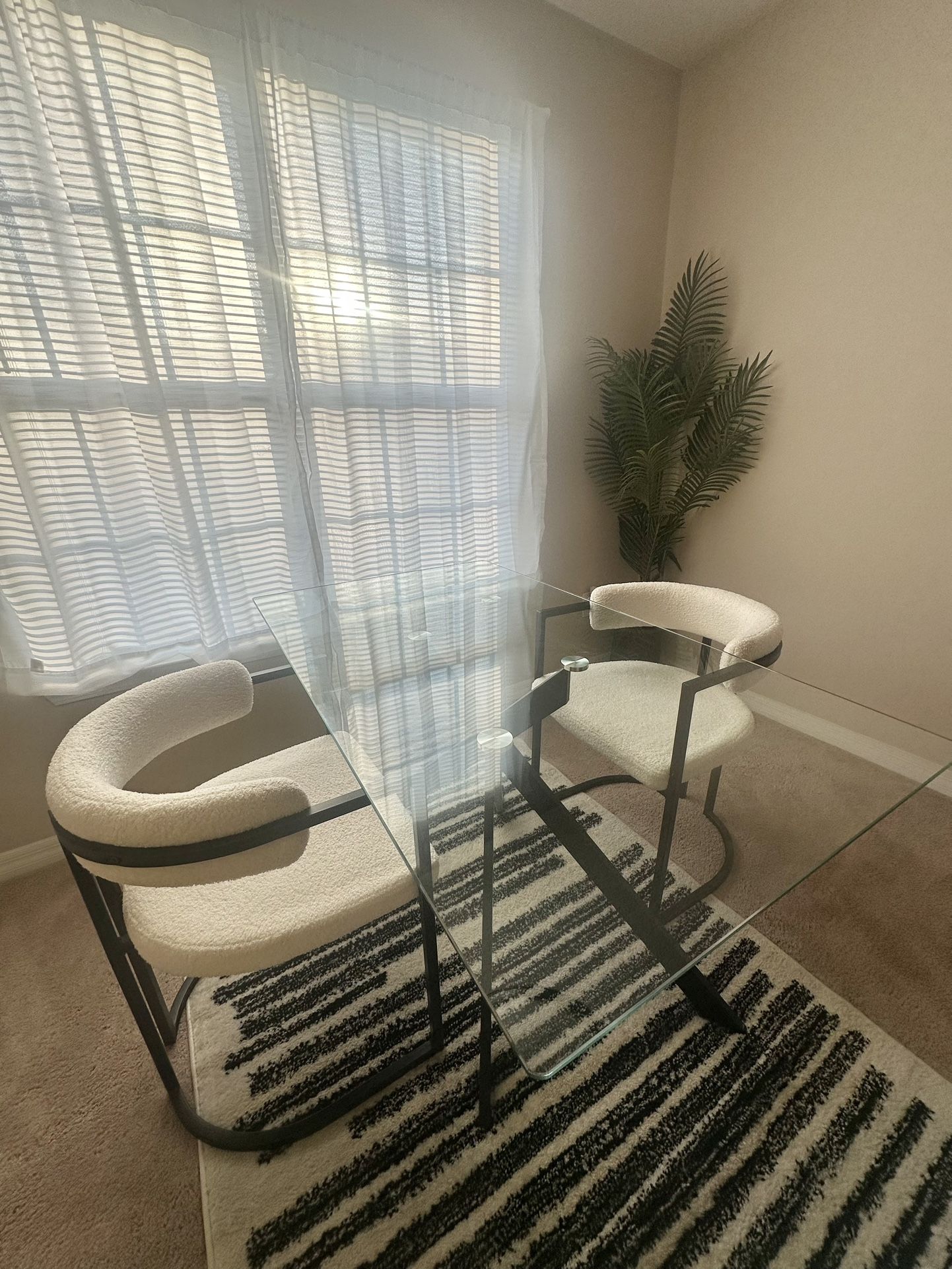 Black And White Dining Room Set