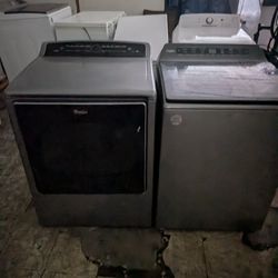 Washer n gas dryer set
