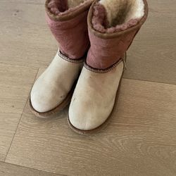 Uggs Multi Color Tan Kids Size 13