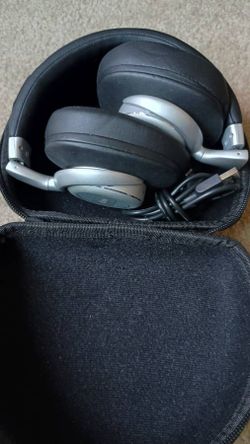 BOHM Headphone Audio Stereo NEW with charging cable