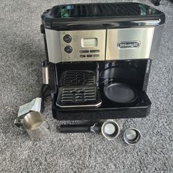 DeLonghi BCO430 All-in-One Espresso & Drip Coffee Maker - Espresso Side Never Used, Like New Condition!
Price:
$150 (or best offer – based on s