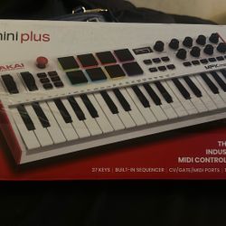 MPK Mini Plus AKAI Plus