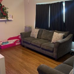 Couches/sofas