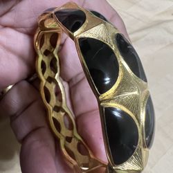 Trifari Vintage Clamper Black Enameled Gold Tone Bracelet
