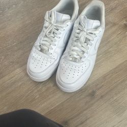 Air Force 1s Size 9.5