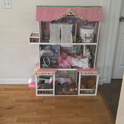3 Story Doll House
