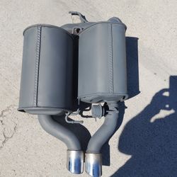 Bmw 550 I 2007 Exhaust Muffler System Fresh Paint Only 200$
