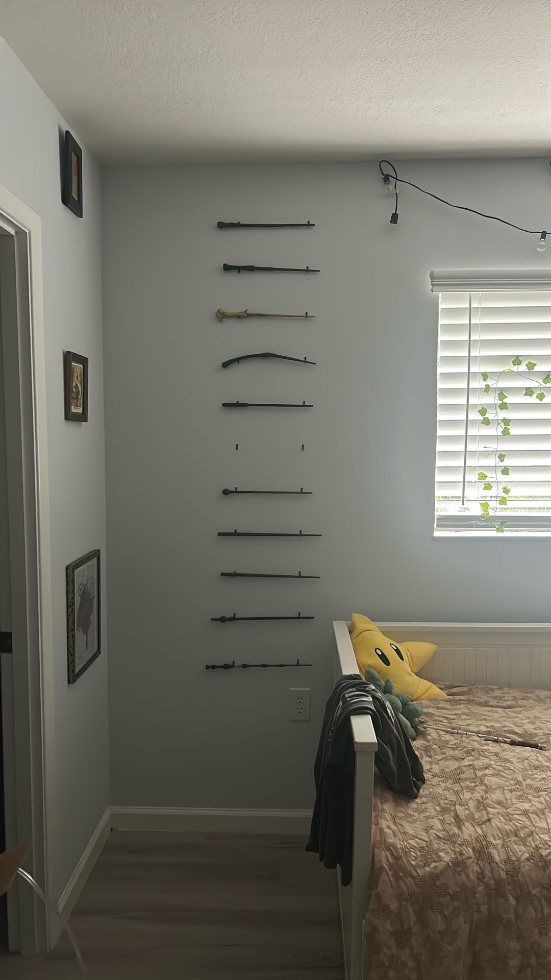 Non-Interactive Character Wands 