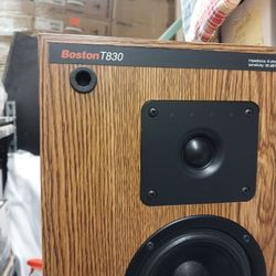 Boston Acoustics Floor Speakers 