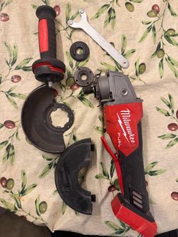 Milwaukee fuel grinder