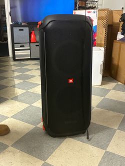 JBL PartyBox 710 Bluetooth Party Speaker