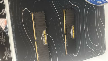CORSAIR Vengeance LPX DDR4 RAM 32GB (2x16GB) Corsair
