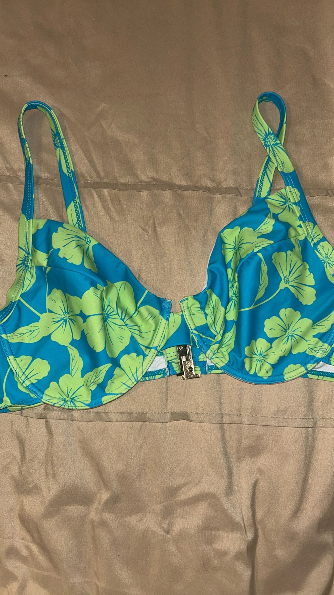 Plus Size Floral Print Bikini Top, Size 2XL