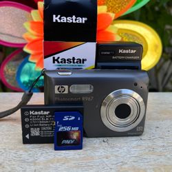 HP Photosmart R967 Digital Camera