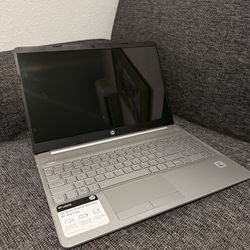 HP Laptop 15-dw2xxx – Windows 11