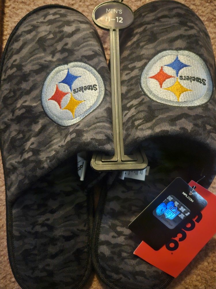 PITTSBURGH STEELERS SLIPPERS!