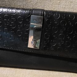 Guess Wallet Clutch