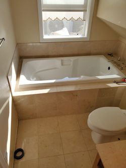 Soaking Tub 36x60 Like New White 