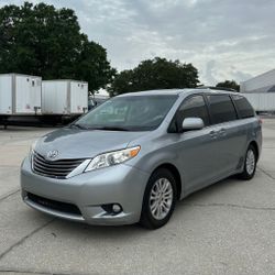 2011 Toyota Sienna