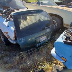 1996 Dodge Caravan Chrysler Town & Country Body Parts Excellent Condition
