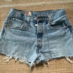 Levi cut offs