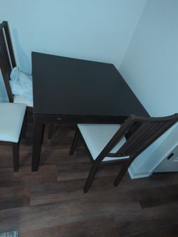 Ikea Table With 4 Chairs