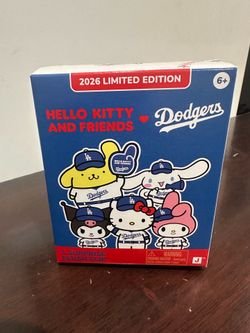 Hello kitty dodger night item 8/12/26 kuromi