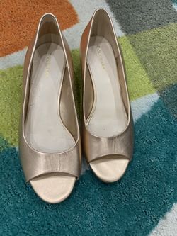 SHOES, COLE HAAN ! Comfortable and great condition!