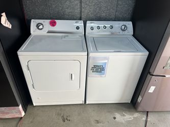 Whirlpool washer and gas dryer