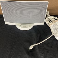 White Bose Sound Dock Digital Music System Series 1 iPod Speaker 