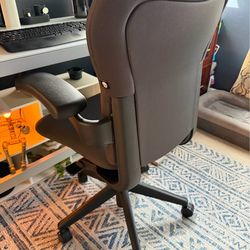 Herman Miller Aeron Chair