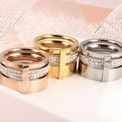 R189- Luxury Big Ring- Three Layers!