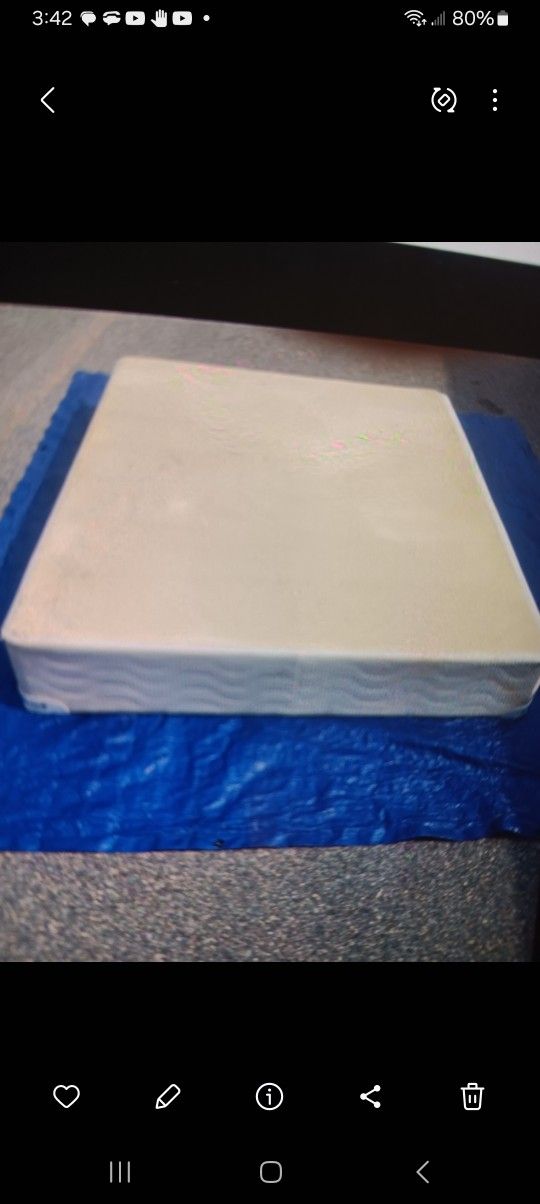 HEAVY DUTY QUEEN SIZE BOX SPRING