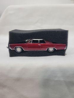 Auto world 1966 Pontiac GTO Red 1/64