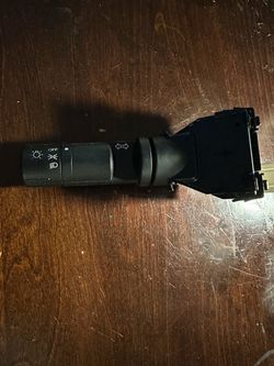 2005-2015 Nissan Frontier and Xterra Headlights Turn Signals Switch