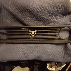 74 Mazda Repu Grill