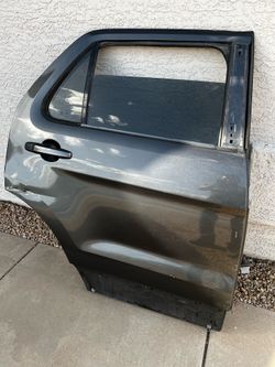 11/19 Ford Explora Right Rear Door