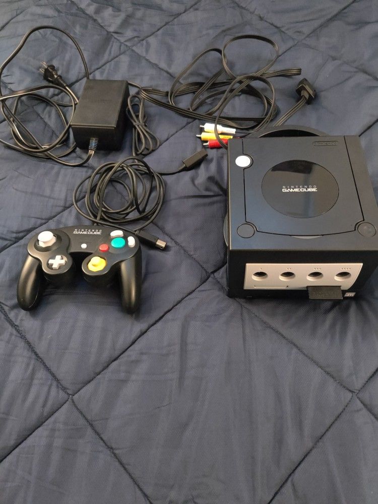 Black GameCube With Controller, Dol 001