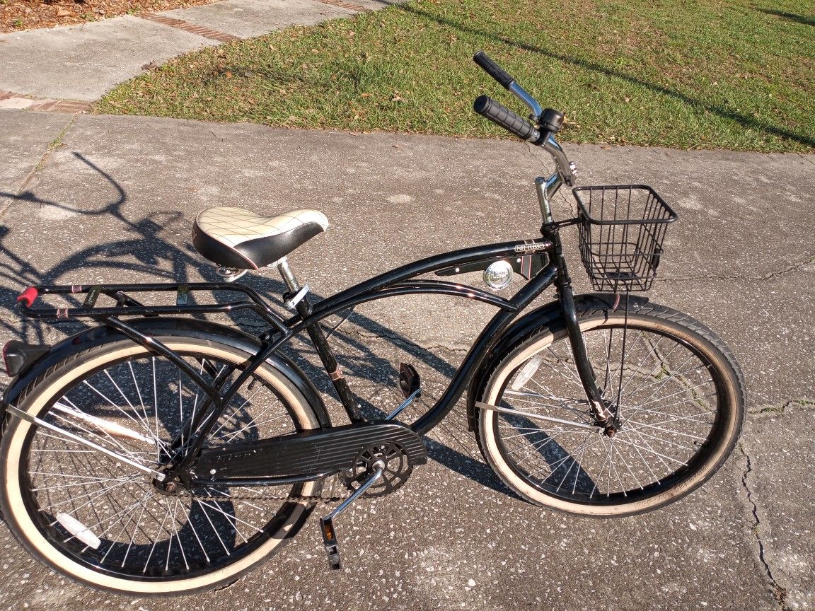 Huffy Nel Lusso Beach Cruiser bike with 26" tires - $100