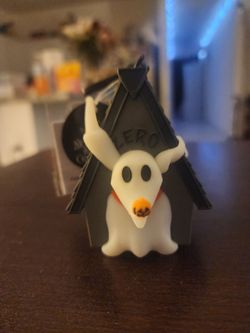 Bath and Body Works Nightmare Before Christmas Zero hand sanitizer holder