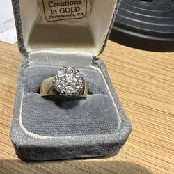 Gold Diamond Wedding/Engagement Ring
