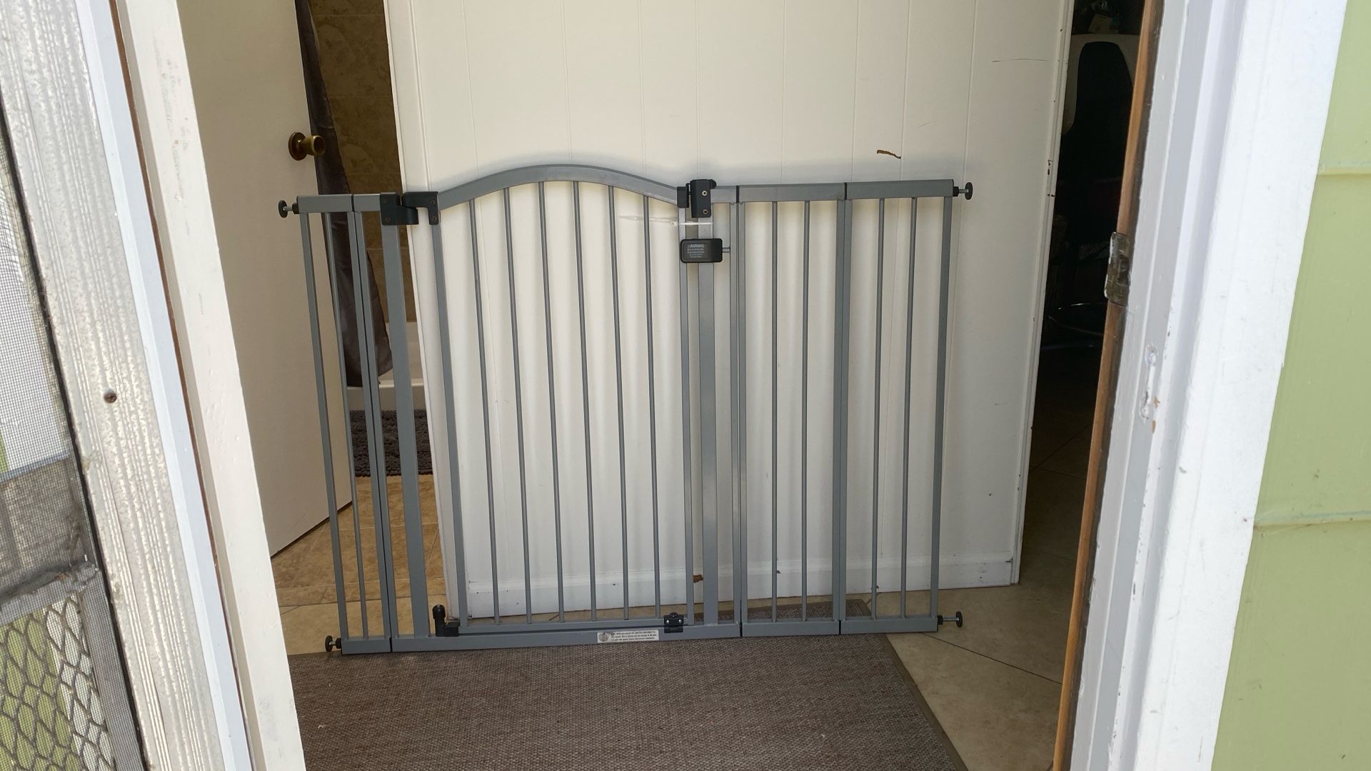 Baby Gate with extensions