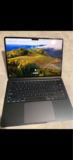 MACBOOK AIR M2